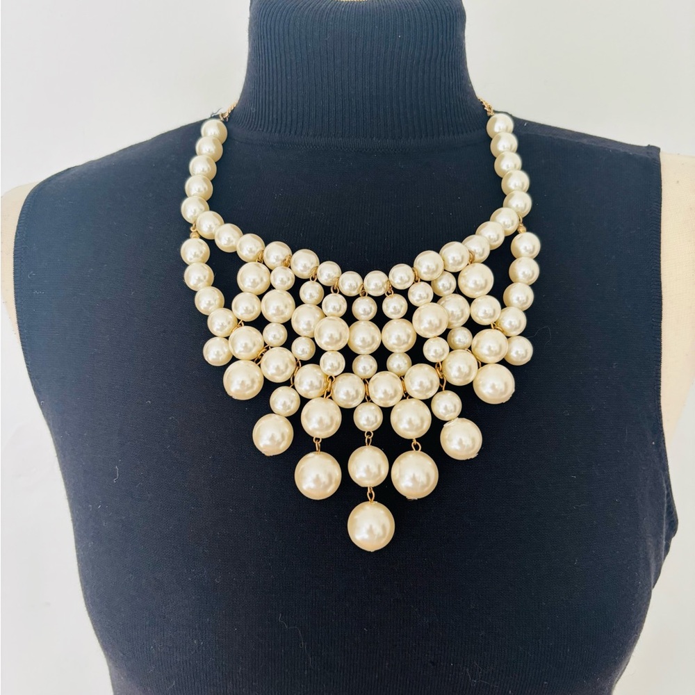 Vintage pearl necklace